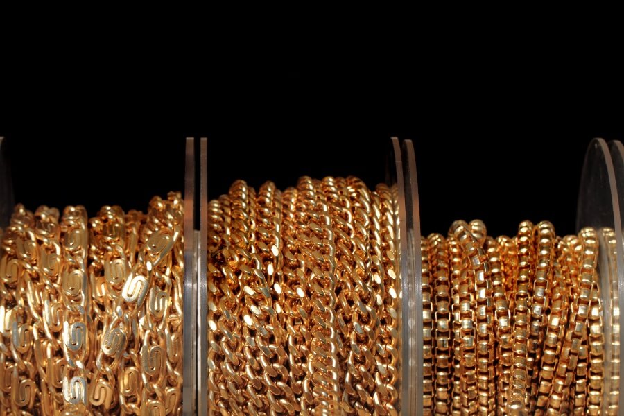 Top 5 Factors to Consider When Buying Gold Chains Fashion Beauty Blog